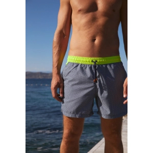 Gili's - M's TRAWANGAN